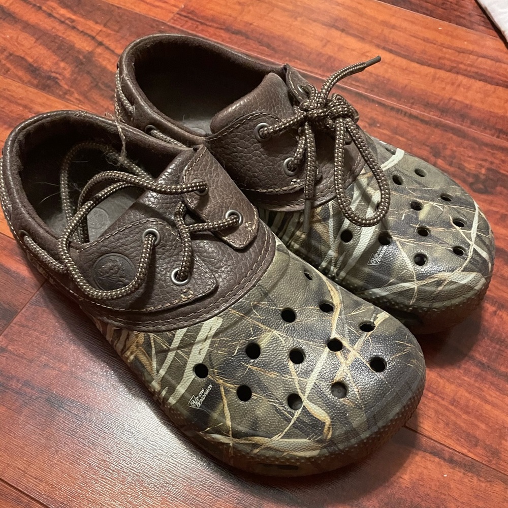 Laced crocs